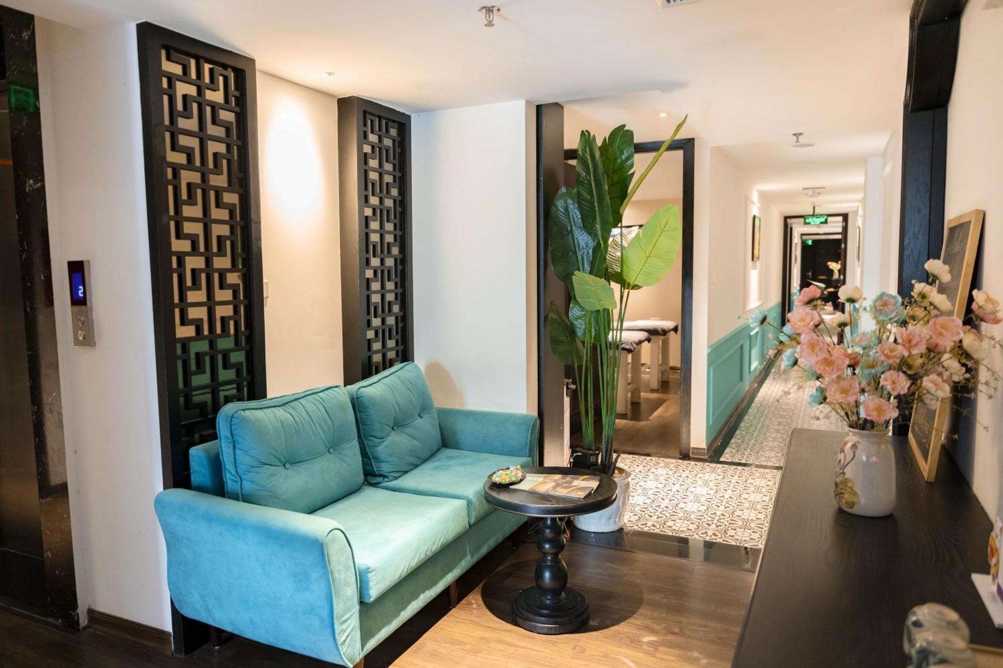 Mina Hotel And Spa Ханой Экстерьер фото